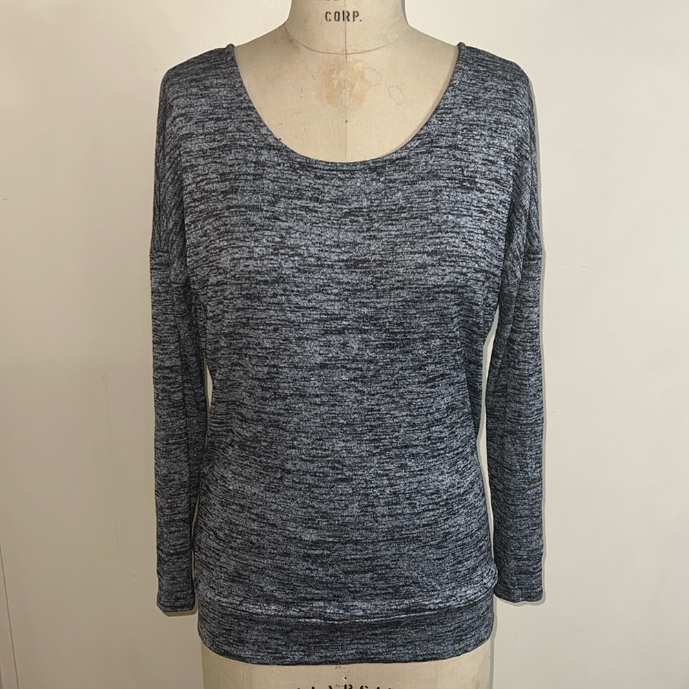 ATHLETA Pose Layered Top Dark Mark Gray Yoga Top - Size Small